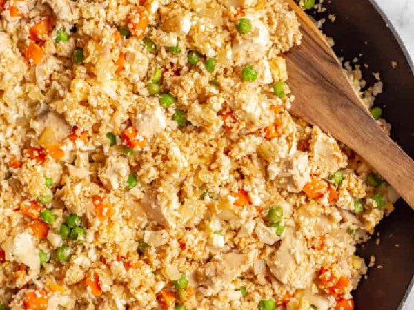 Fried Rice with Chicken and Cauliflower