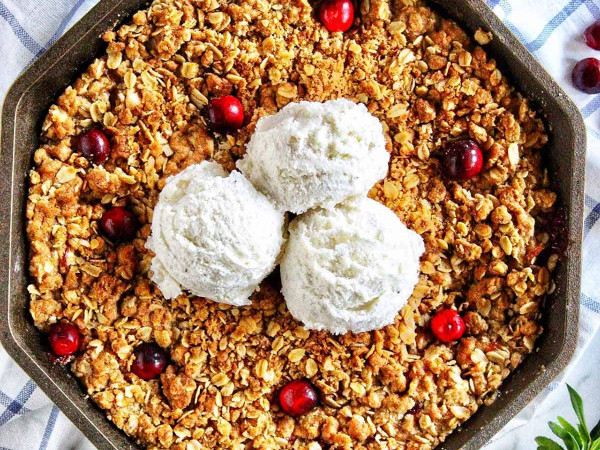 Lightened Cranberry Apple Streusel Dessert