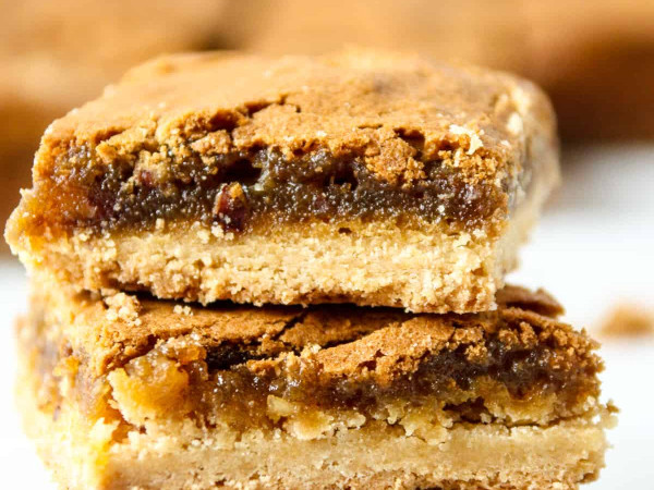 Shortbread Bars Topped with Butter Tart