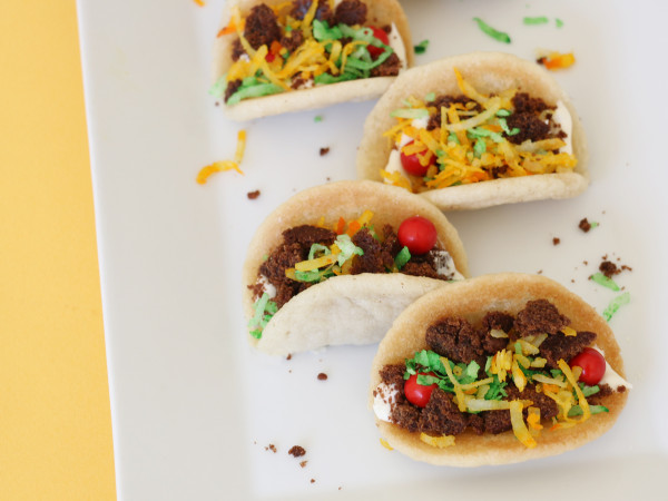 Bite-Sized Dessert Tacos