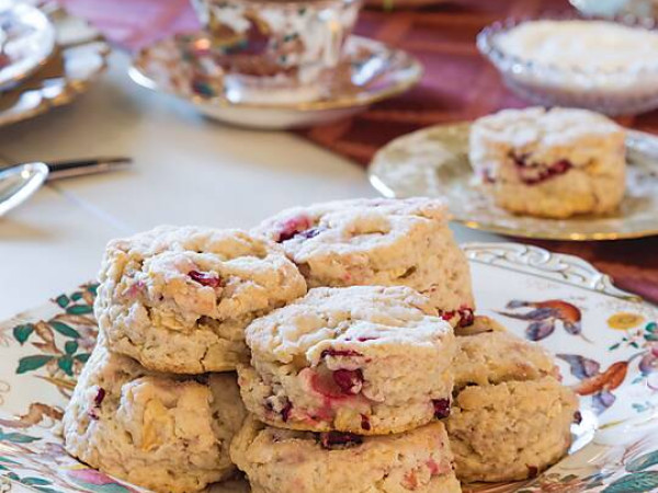 Scones with Cranberries and Apples