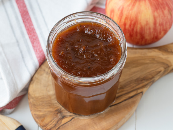 Homemade Apple BBQ Sauce for Canning