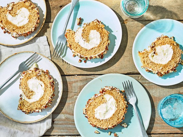 Pecan Bread with Raspberries and Pears