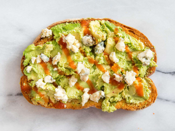 Toasted Avocado with Asparagus and Blue Cheese
