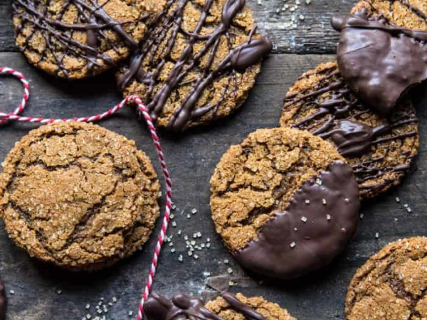 Ginger and Molasses Cookies for the Holidays