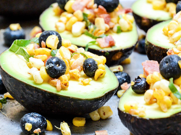 Avocados Stuffed with Bacon