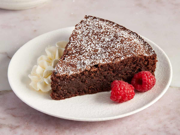 Torta Caprese: Italian Flourless Chocolate-Almond Cake Made in the Instant Pot®