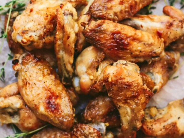 Chicken Wings Soaked in Cola Brine