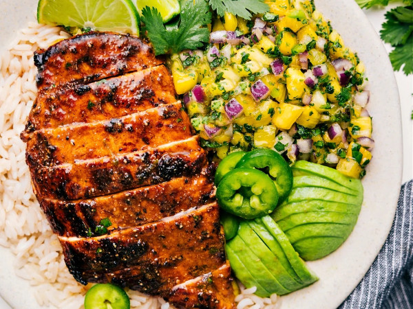 Coconut-Lime Chicken Accompanied by Grilled Pineapple