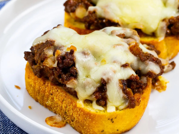 Sloppy Joes with a Dallas Twist