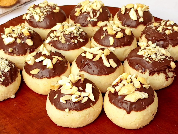 Simple Chocolate Treats