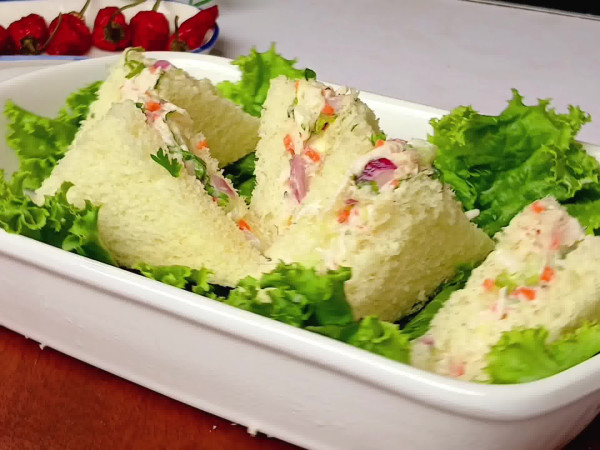 Chicken and Mayo Sandwich