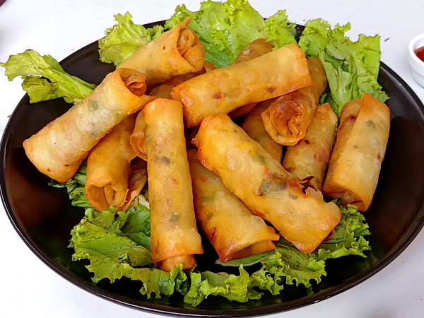 Wraps filled with chicken