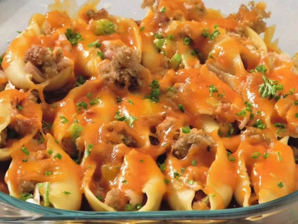 Turkey-Filled Mexican Pasta Shells