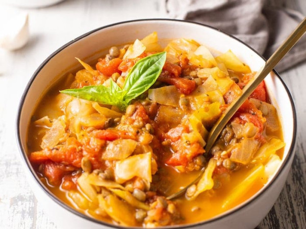 Nourishing Cabbage, Beef, and Lentil Chowder