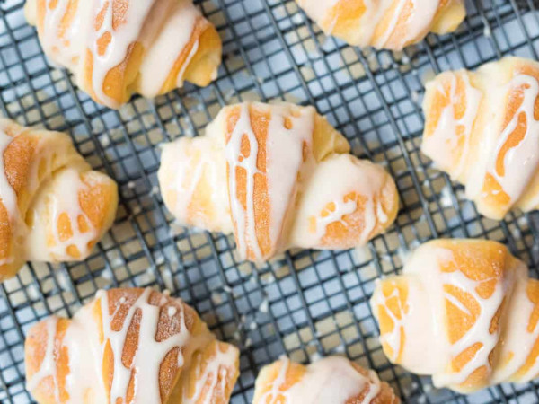 Grandma Womack's Famous Butterhorn Treats