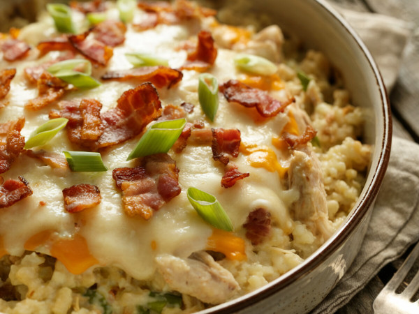 Chicken and Cauliflower Bake with Fewer Carbs