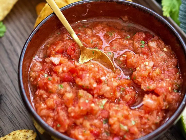 Make-Ahead Fresh Tomatillo Salsa: No Cooking Required