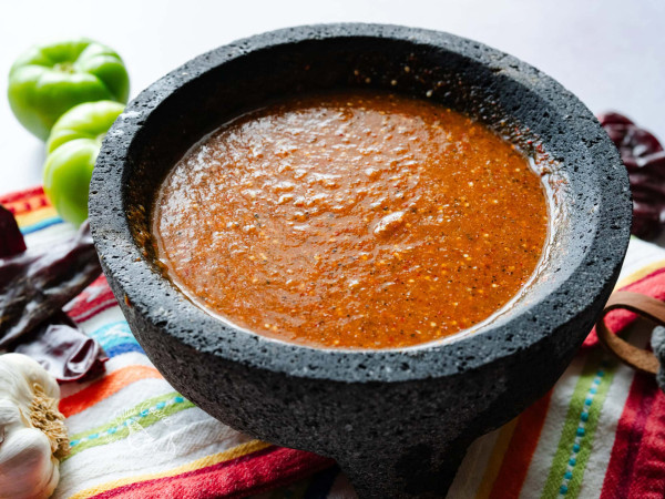 Fiery Tomatillo Sauce Inspired by Mexican Cuisine