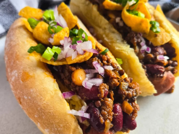 Chili Dogs with Chipotle Flavor