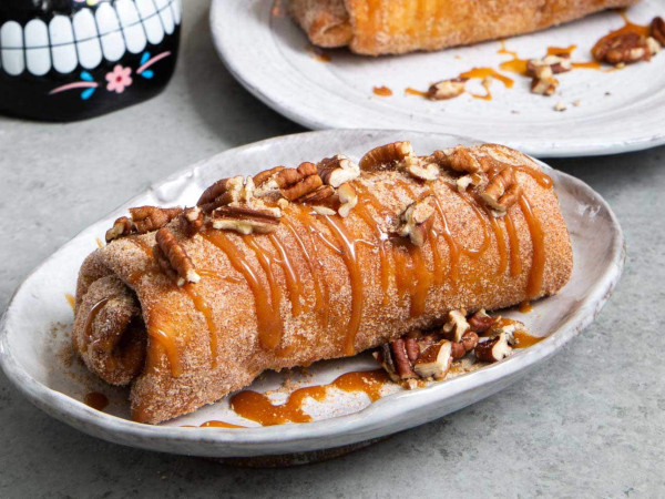 Cheesecake with Pineapple and Cinnamon