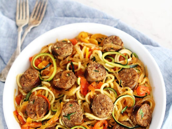 Summer Veggie Zucchini Noodles with Sweet Pepper Chicken Sausage