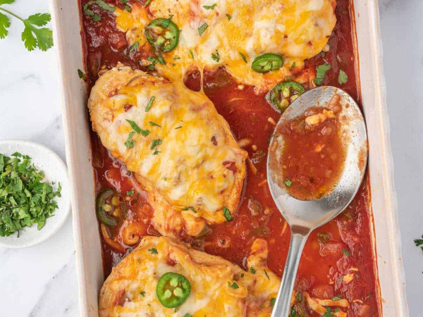 Chicken Breasts with Tomatillo Salsa