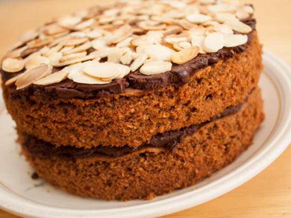 Sponge Cakes with Almonds and Nutella®