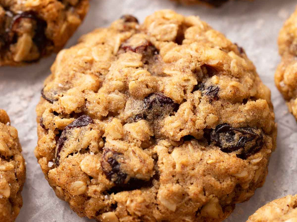Delicious Vegan Oatmeal Cookies