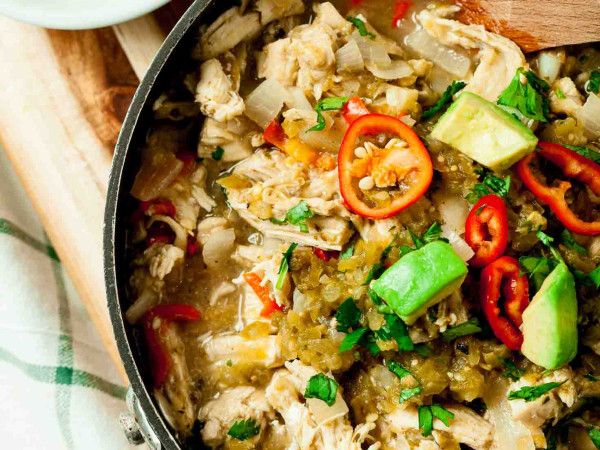 Quick Salsa Verde Chicken in the Instant Pot