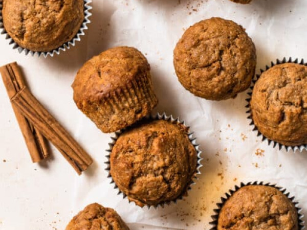 Muffins Made with Banana and Spelt