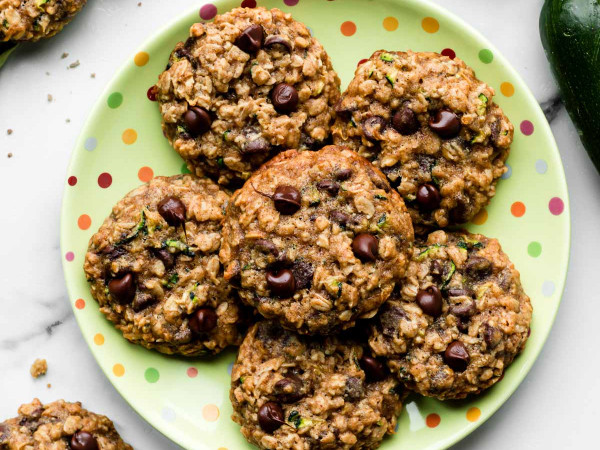 Zucchini Oatmeal Cookies with Chocolate