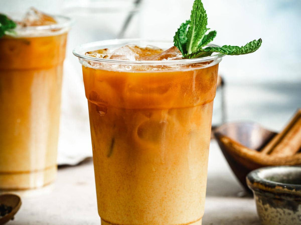 Iced Thai Tea with Sweetness