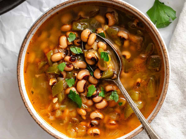 Vegan-Friendly Black-Eyed Pea Soup
