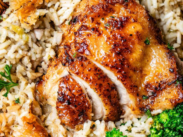 Casserole Dish with Chicken and Rice