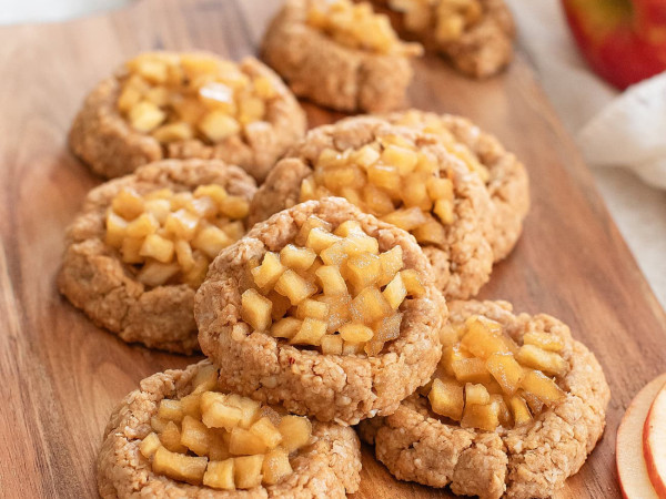 Apple-Cinnamon Oatmeal Pie Cookies