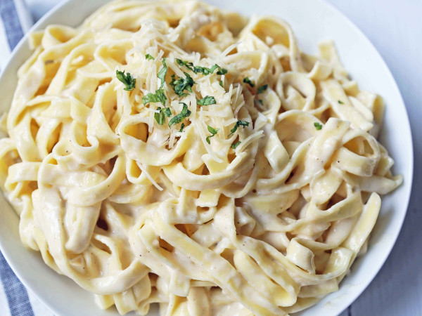 Fettuccini Alfredo Made Easy