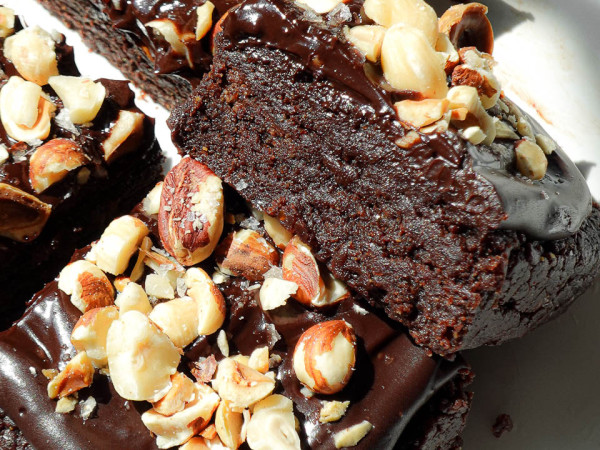 No-Bake Brownies for a Healthy Treat
