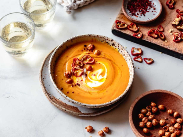 Thanksgiving Soup: A Vegetarian Delight with Carrots, Ginger, and Coconut