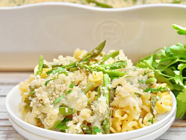 Pasta Bake with Fresh Asparagus