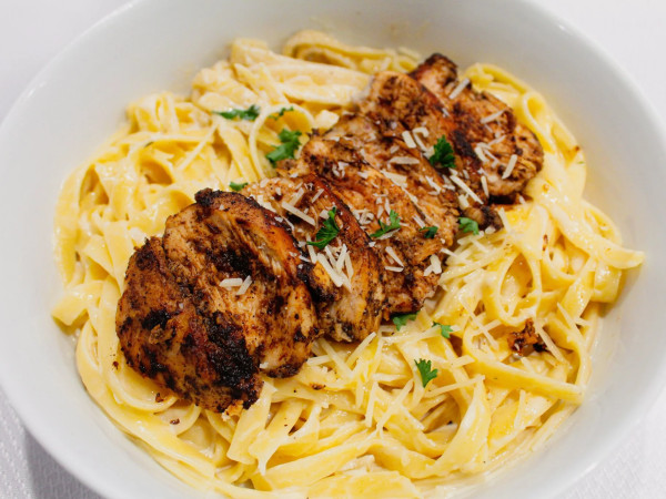 Jerk Chicken Alfredo Pasta Dish