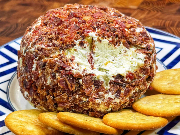 Bacon-Dill Pickle Cheese Ball Treat