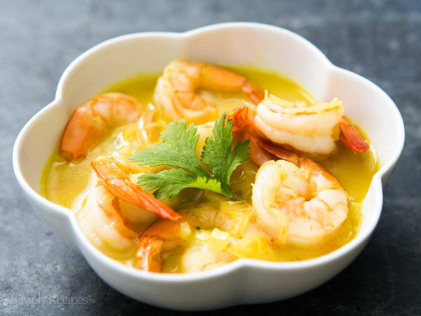 Shrimp in Creamy Coconut Curry Sauce