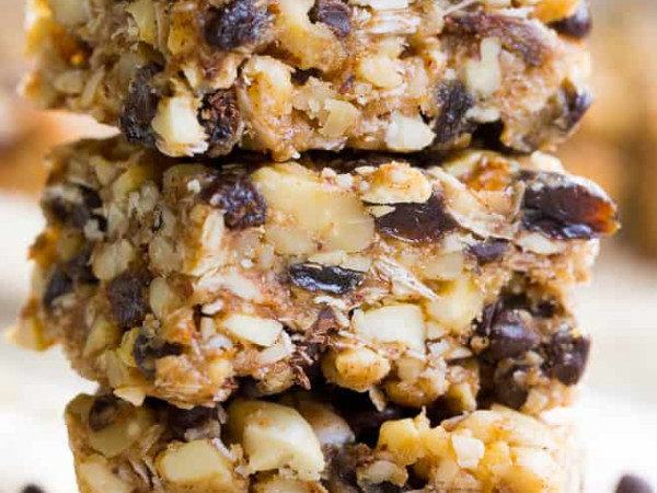 Chocolate Chip and Coconut No-Bake Granola Bars