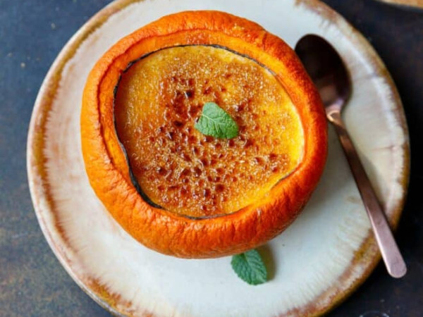 Healthy Pumpkin Creme Brulee with Reduced Sugar