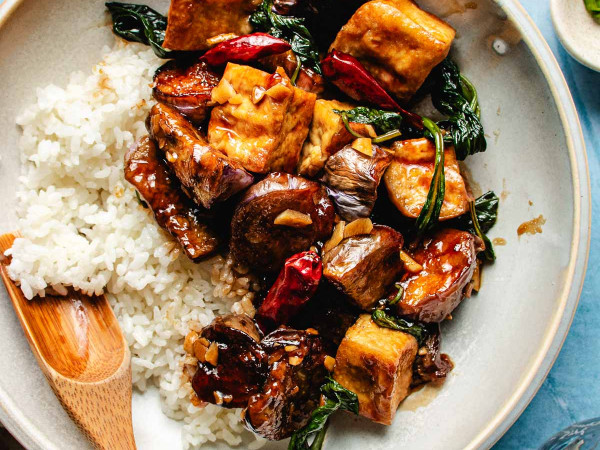 Tofu and Chinese Eggplant in Thai Basil Sauce
