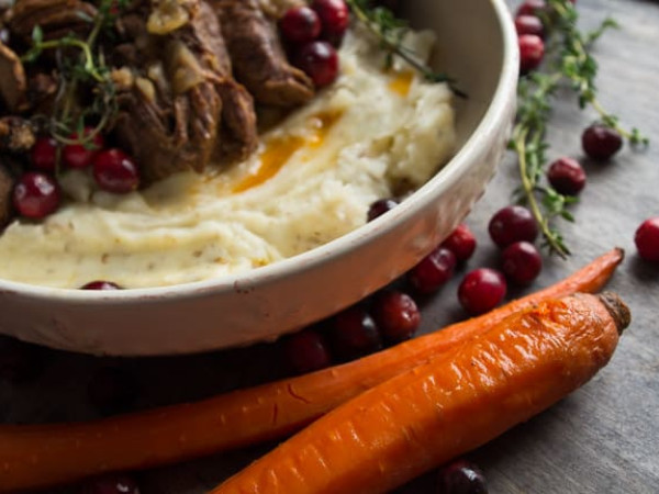Quick Cranberry-Thyme Roast Made in the Instant Pot®