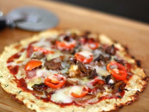 Bacon-Artichoke Topped Cauliflower Pizza