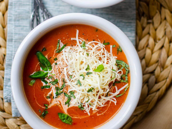 Easy Fresh Tomato Soup Using Your Instant Pot®