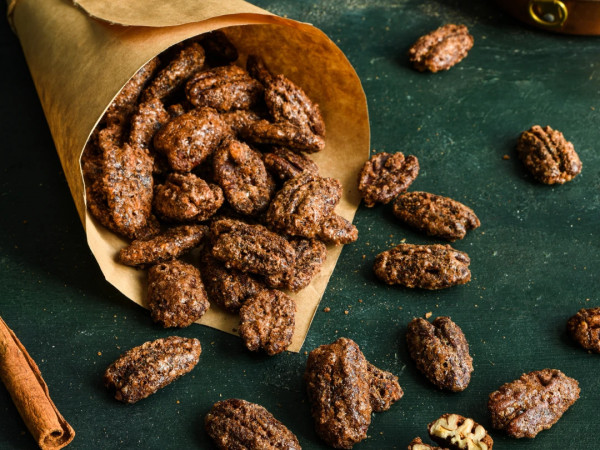 Cinnamon-Infused Roasted Pecans and Almonds